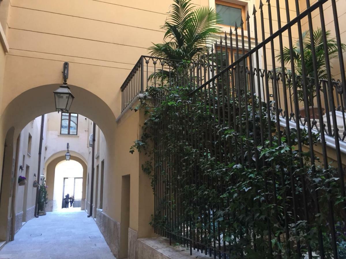 B&B Sabini Palace Altamura Bagian luar foto